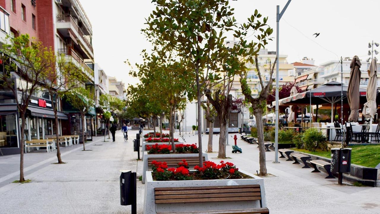 Haris Modern Apt. Near The Sea Thessaloniki Exterior foto